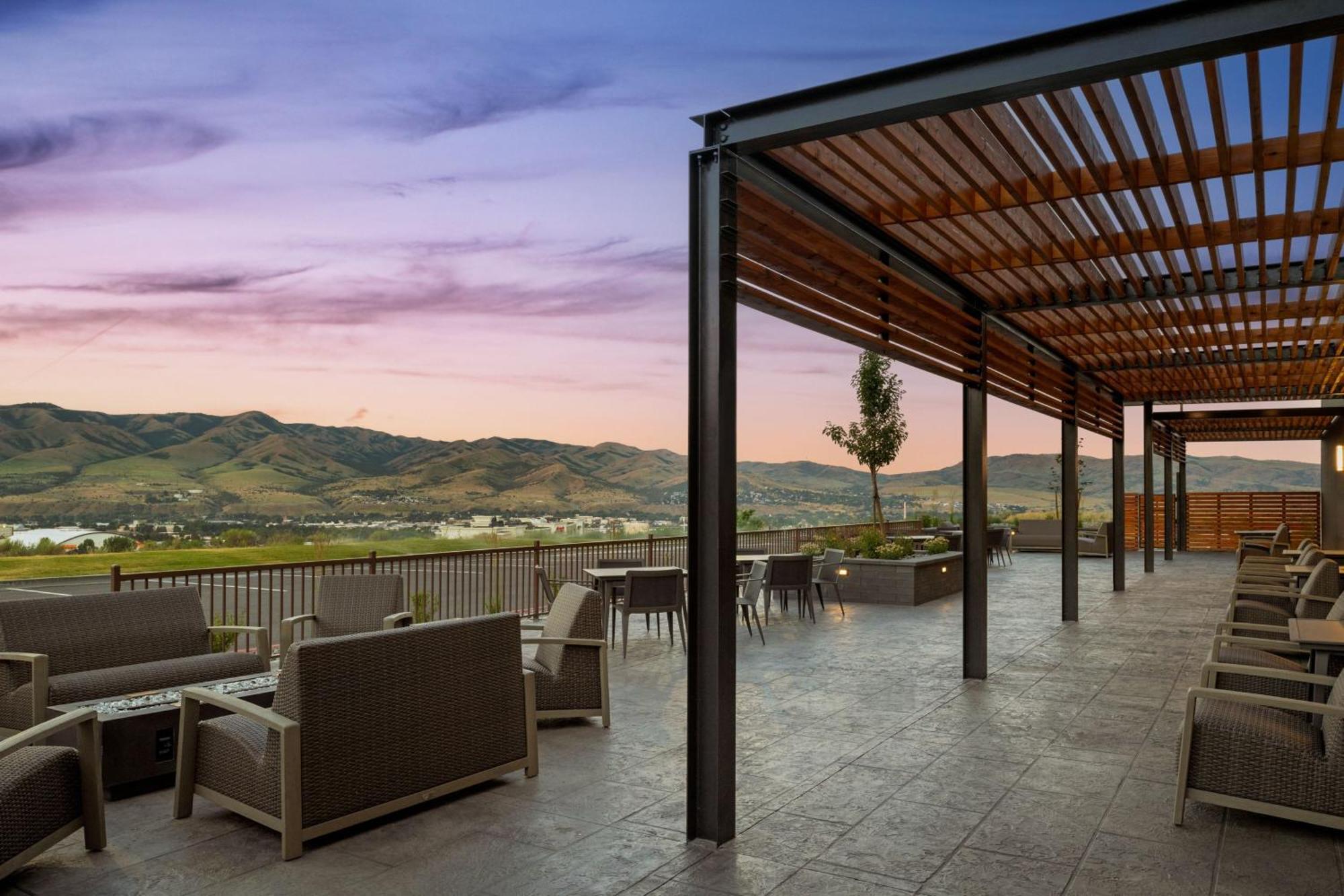 Hotel Courtyard By Marriott Pocatello Esterno foto